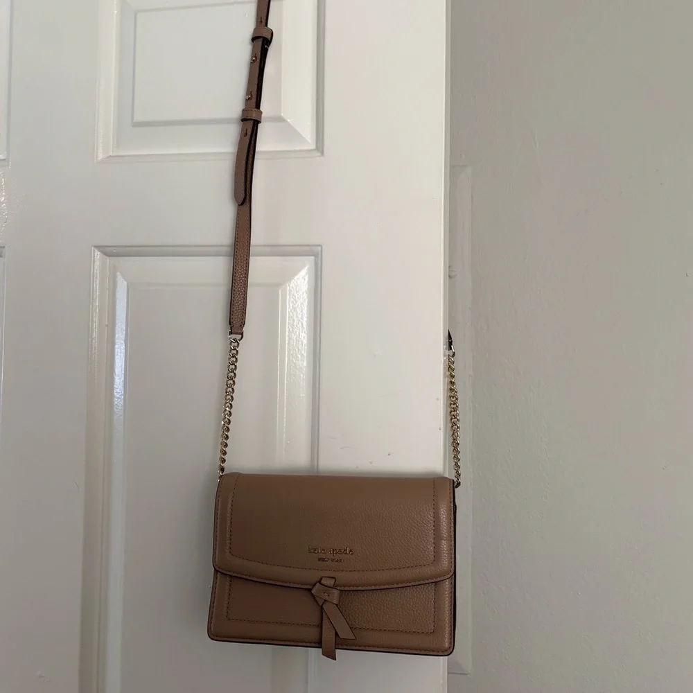 Kate Spade Crossbody Bag - Adjustable Chain Strap - Brown Pebbled Leather - NWOT - Picture 6 of 7